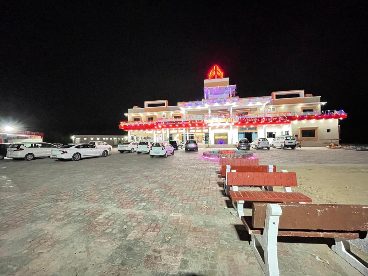 Kesar Hotel Viramgam Exterior photo