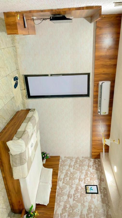 Kesar Hotel Viramgam Exterior photo
